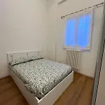 Modern In Dergano * ميلان