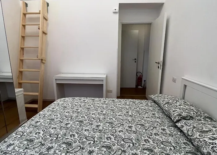 Appartamento Modern In Dergano Milano